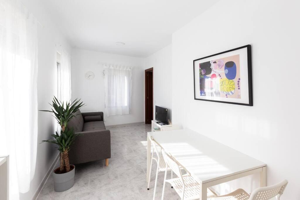 Apartment Tetuan Ground Floor With Wifi Madrid